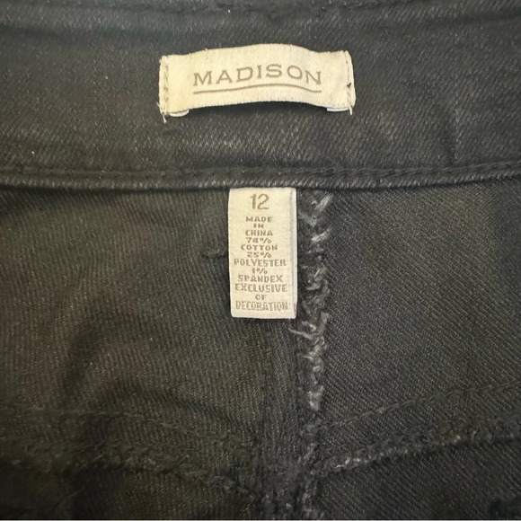 Madison Black Jeans With Bedazzled Pockets And Front Waist Line - Picture 7 of 9